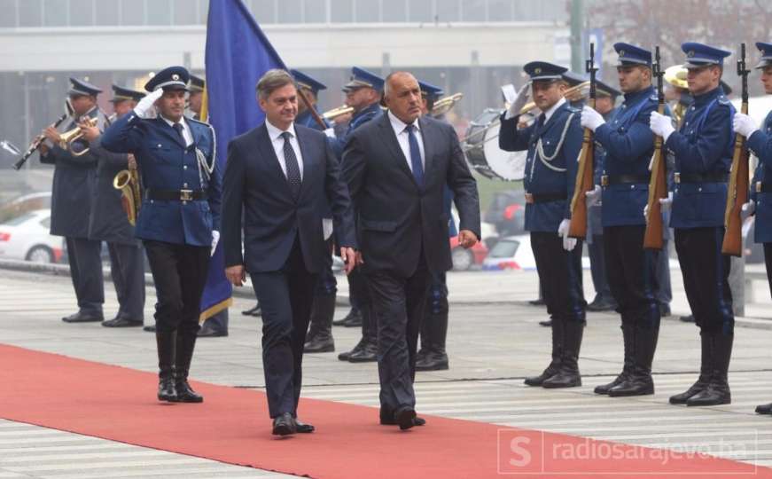 Premijer Bugarske Boyko Borisov svečano dočekan ispred institucija BiH